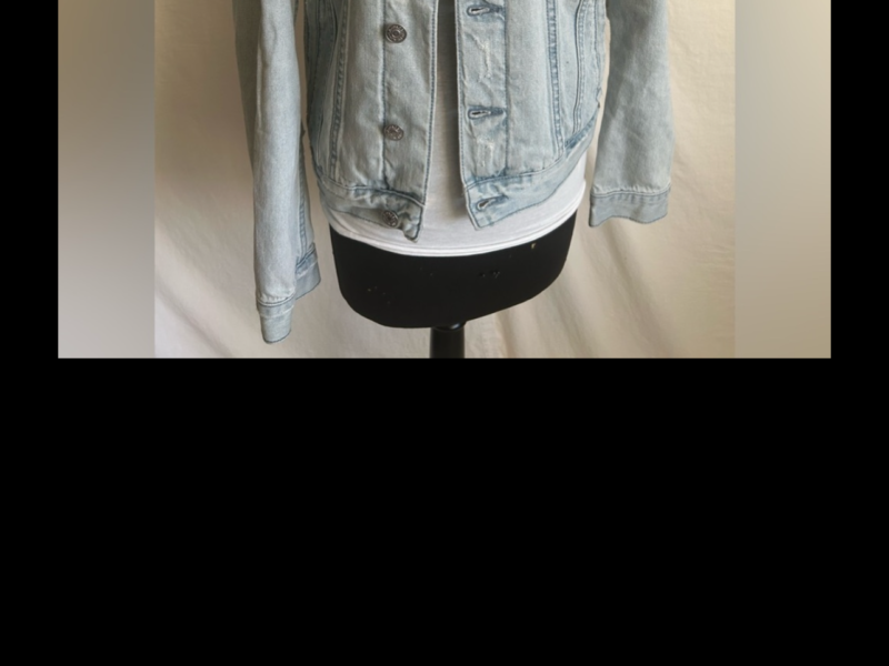 Pacsun distressed denim jacket size S