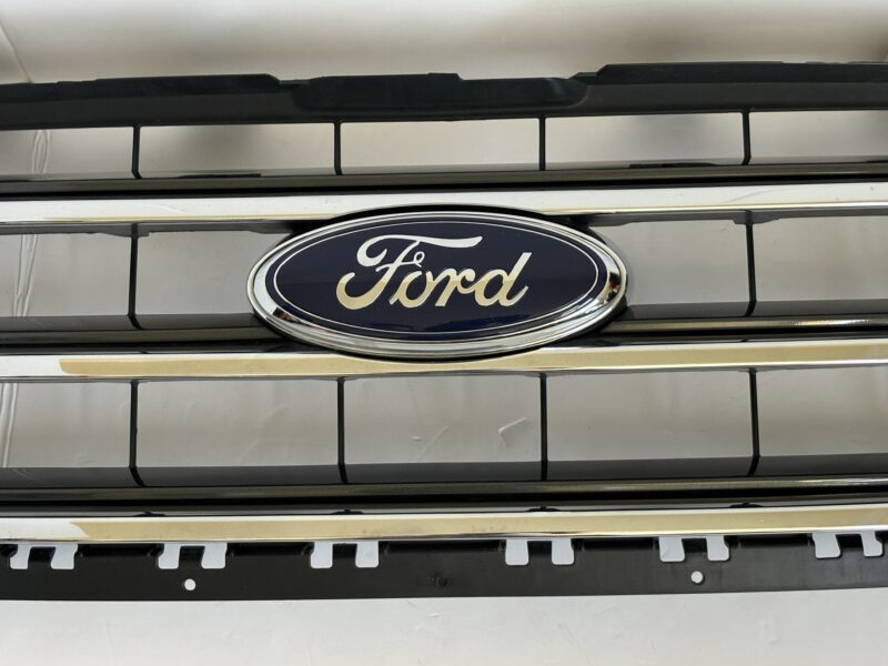 Ford Expedition Used front Grill -for mancave decor? Game room or shop?