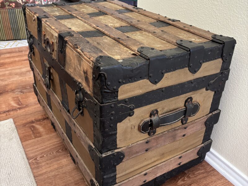 Antique Steamer Trunk 30" x 22" x 18"