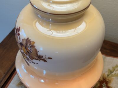 Vintage GWTW floral lamp electrified