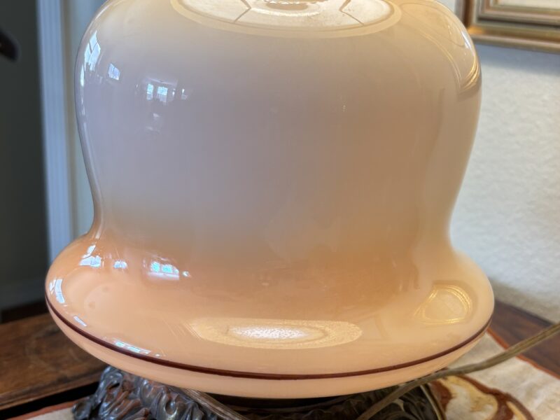 Vintage GWTW floral lamp electrified