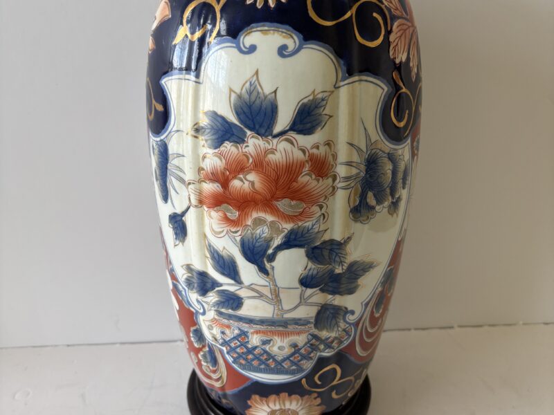Rare vintage Imari Japanese jar