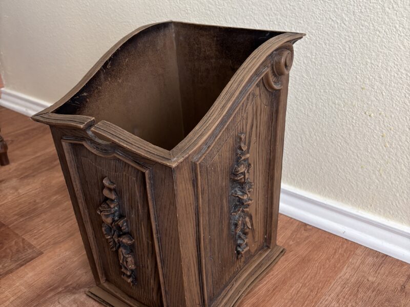 Vintage Syroco wood grain planter or wastebasket