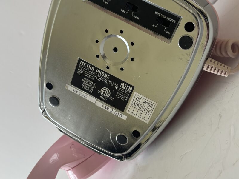 Vintage pink phone