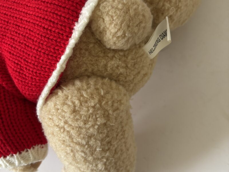 Teddy Bear by Helzberg Diamonds wears I Am Loved sweater