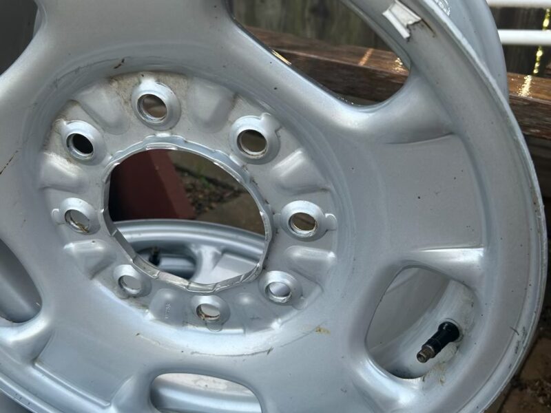 Lot of 4 GMC Sierra 2019 Tire Rims Accuride 17 X T V2J