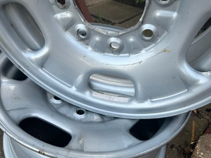 Lot of 4 GMC Sierra 2019 Tire Rims Accuride 17 X T V2J