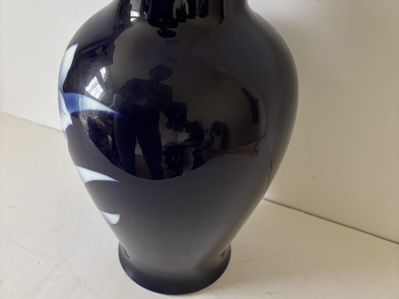 Vintage Cobalt Blue vase with white lilies - made in Japan