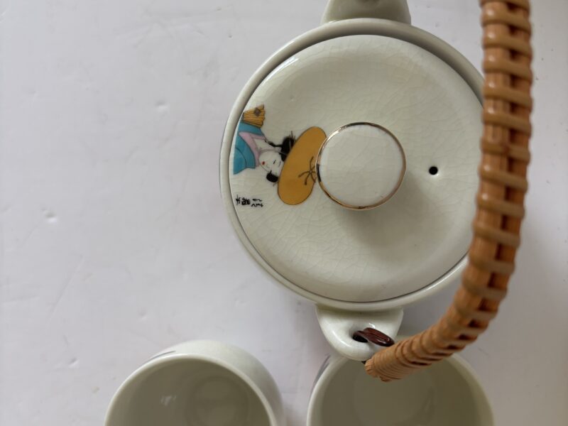 Porcelain Tea Set Japan - teapot and cups