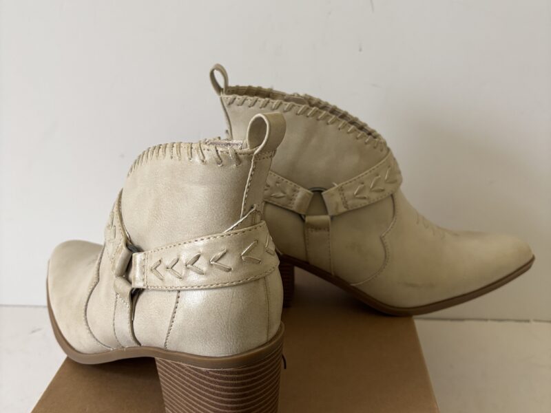 Frye and Co Ankle high heels Palma size 8.5 Stone BNIB Shoes