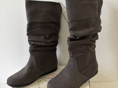 St. John's Bay Kellman boots women's sz 6.M BNIB