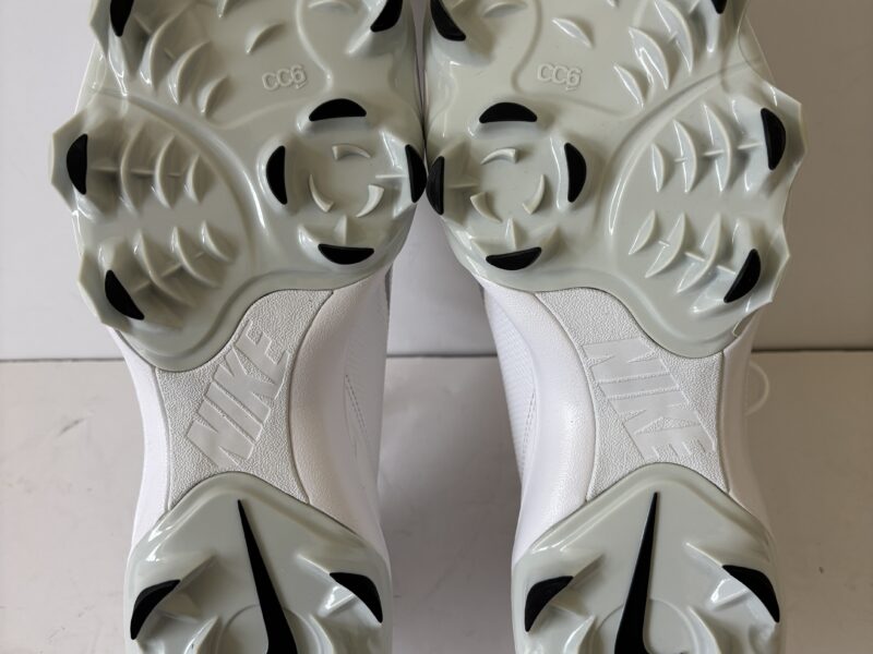 Nike Trout baseball Cleats white and Gray size 12