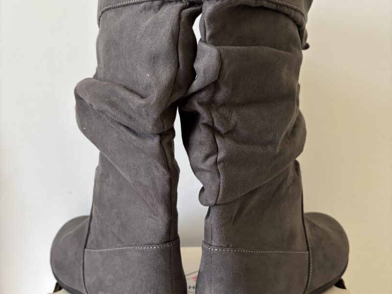 St. John's Bay Kimble Grey Boots women's sz 7.5M