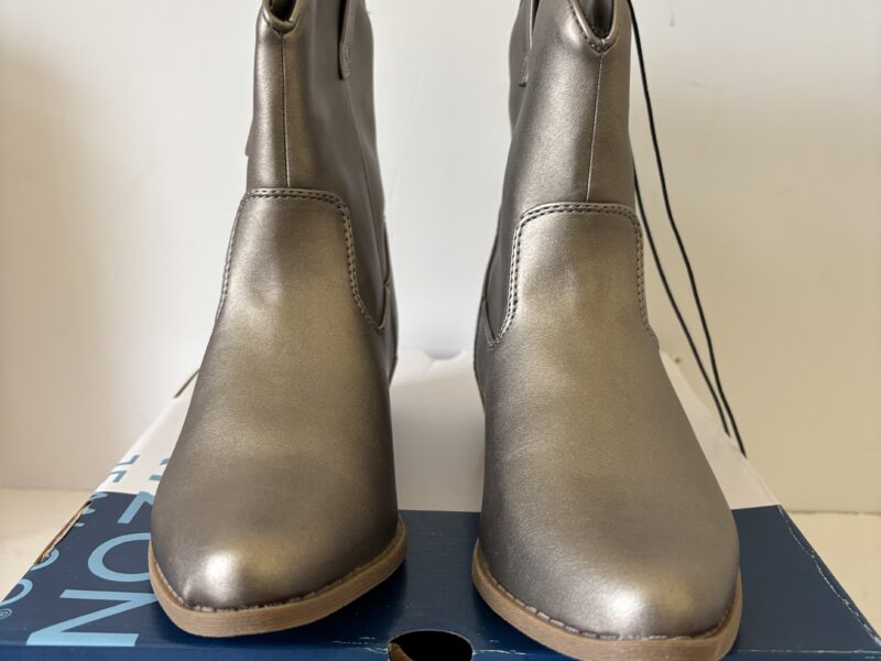 Arizona Meyer Platino Boots women's size 6.5M