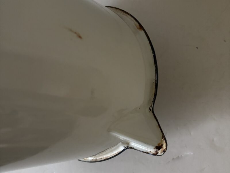 Large enamel 12" tall measuring cup 5 liter