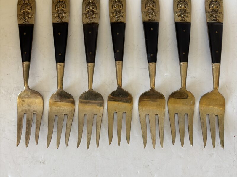 Lot of 7 Siam Siddharta forks brass and teakwood