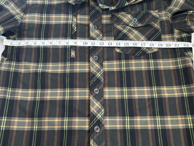 Preowned men Alaskan HeadGear by Duluth Trading Co. long sleeve plaid shirt M