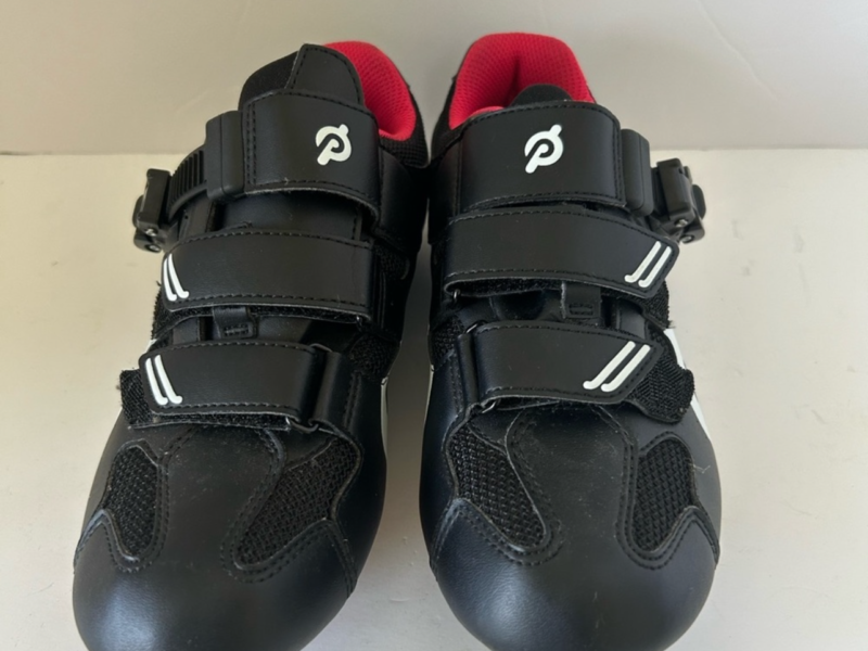 Peloton cycling shoes size 37 US 7