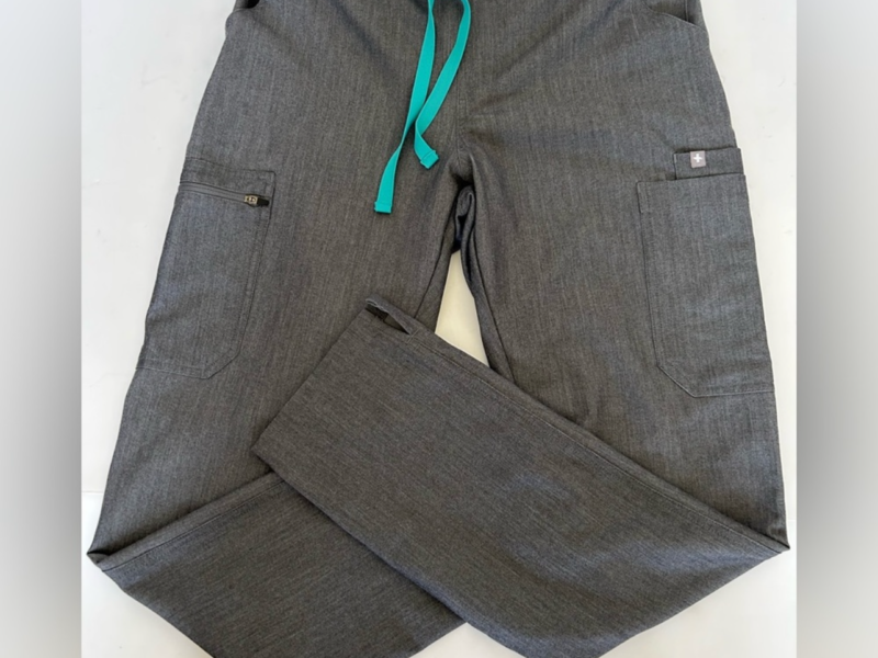 NWOT Figs gray scrub S Technical collection