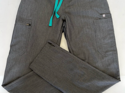 NWOT Figs gray scrub S Technical collection