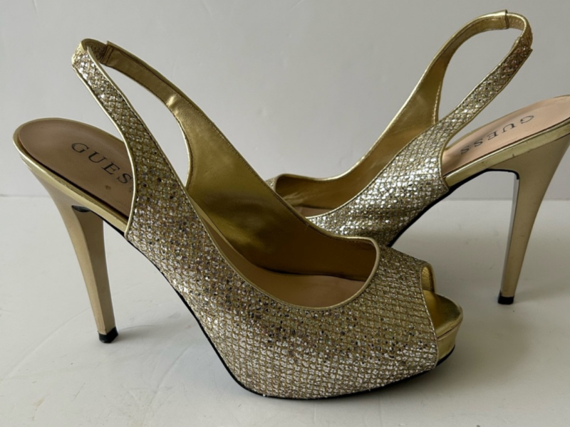 Guess women high heel peep toe size 8 1/2M