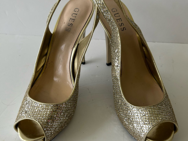 Guess women high heel peep toe size 8 1/2M