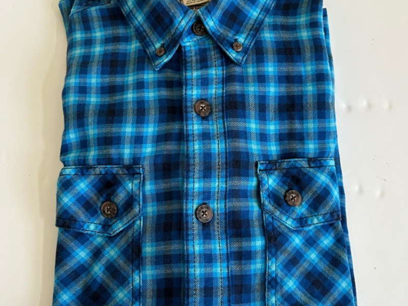 Duluth Trading Co. men long sleeve shirt Medium