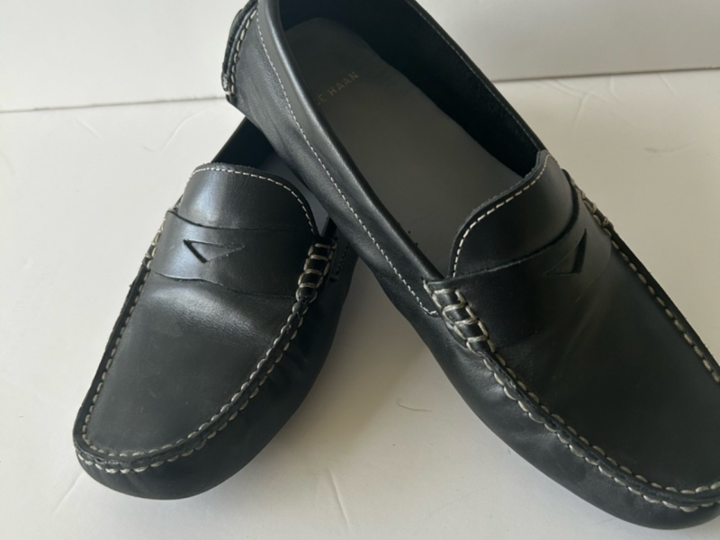 Cole Haan women loafer size 6 1/2 B