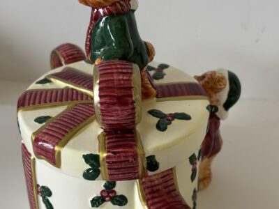 Home for the holidays Bear porcelain Teapot Trinket box