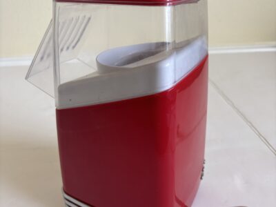 Popcorn maker popper by Nostalgia red color