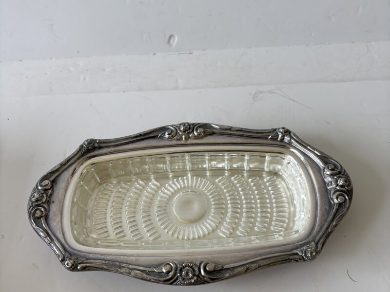 Vintage Silverplate butter dish 1881 Rogers Glenrose
