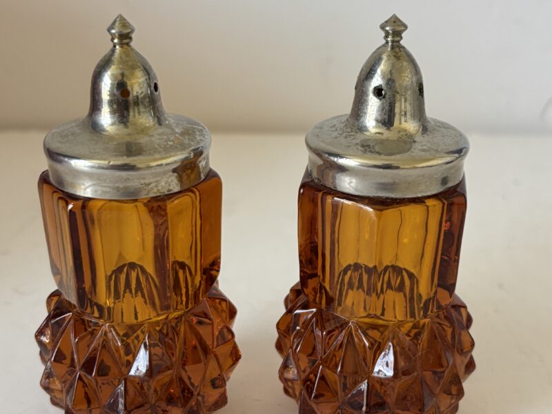 Vintage Indiana Glass Amber diamond point salt and pepper shakers set