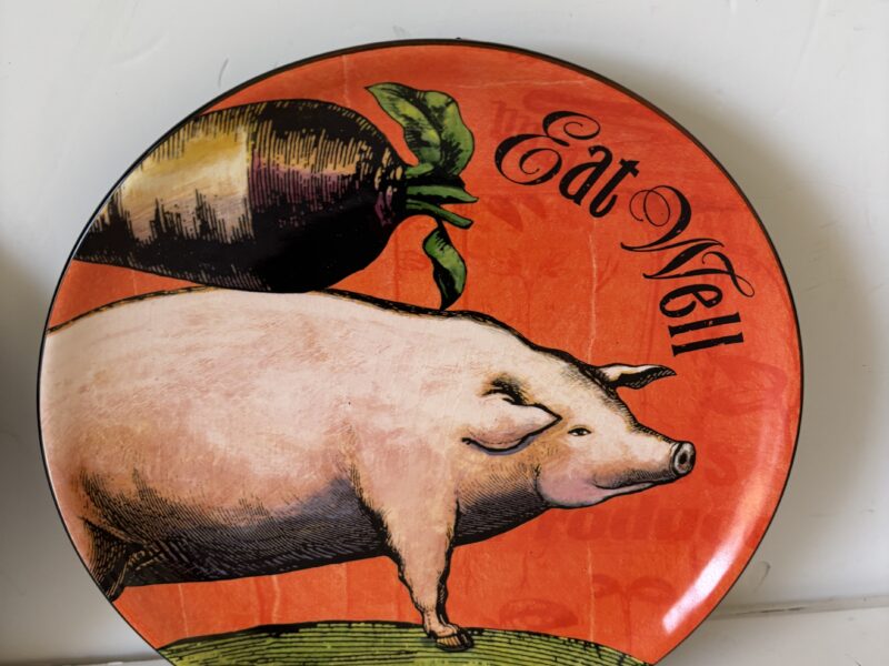 Pair of Farm Fresh Style Decorative 8" plates wall hanging
