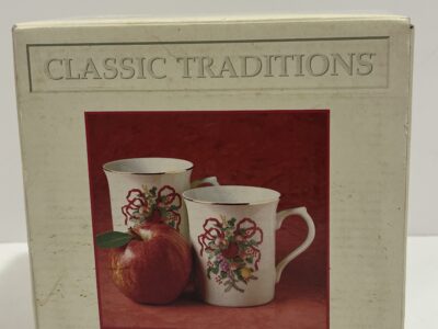 Classic Traditions set of 4 mugs cranberry hill