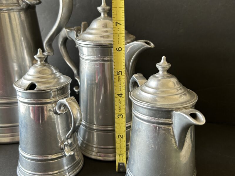Set of Wilton Armetale