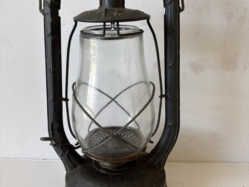 Vintage Dietz Monarch Kerosene Lantern