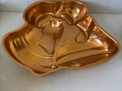 Twin bells copper mold hanging decor for kitchen