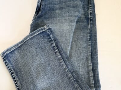 Classic Blue Bootcut Jeans with Faded Denim by Axel Size 38