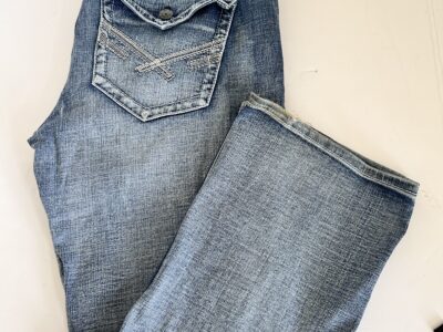 Classic Blue Bootcut Jeans with Faded Denim by Axel Size 38