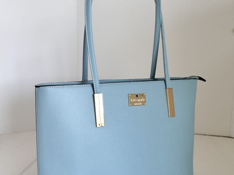 SOLD Kate Spade zippered tote