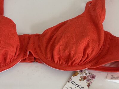 Cupshe Red Bikini Swimwear with High-Cut Design