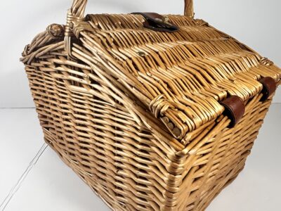 NWOT Picnic Time basket