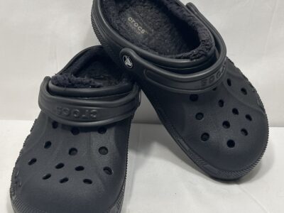 CROCS Black Classic Clogs Signature Comfort