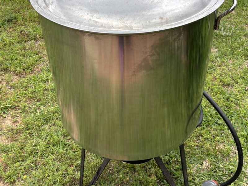 SOLD Bayou Classic 82 qt stainless steel pot with basket plus accessories