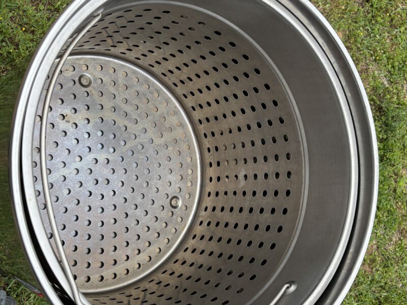 SOLD Bayou Classic 82 qt stainless steel pot with basket plus accessories