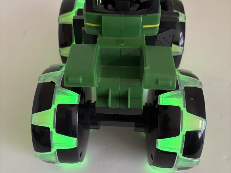 John Deere Toy Tractor with Light Up Wheels