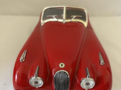 Red Jaguar 1948 XK-120 1:18 Diecast by ERTL