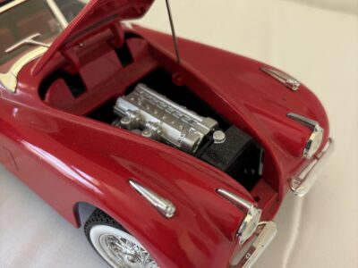 Red Jaguar 1948 XK-120 1:18 Diecast by ERTL