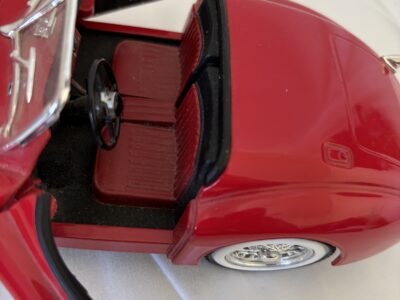 Red Jaguar 1948 XK-120 1:18 Diecast by ERTL