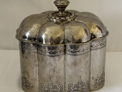 Vintage Silverplate Godinger oval trinket or jewelry box with lid